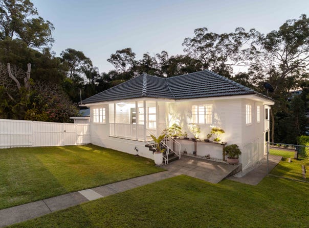 63 Stuartholme Road, Bardon, Qld 4065