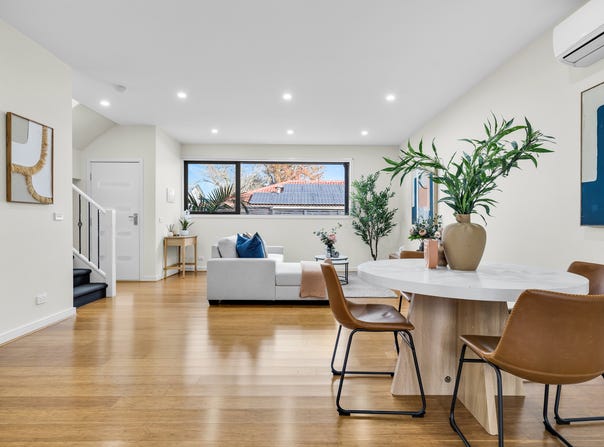 3/4 Olympic Avenue, Springvale South, Vic 3172