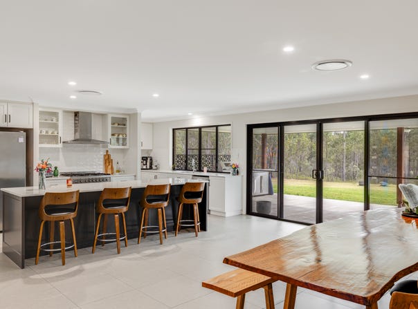 1251 Murphys Creek Road, Murphys Creek, Qld 4352