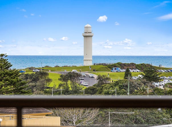 30/8-12 Smith Street, Wollongong, NSW 2500