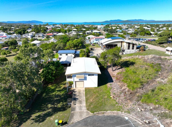 15 Lascelles Lane, Bowen, Qld 4805