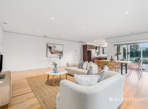 14 Hewat Drive, Highton, Vic 3216