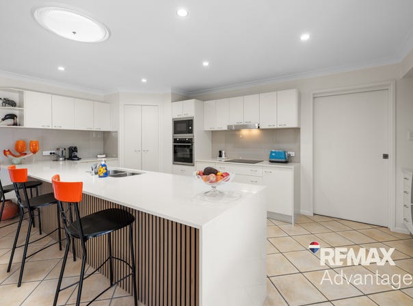 32 Schooner Circuit, Manly West, Qld 4179