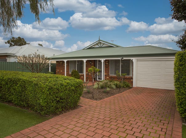 21 Brathwaite Road, Lockridge, WA 6054