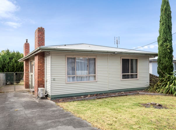 12 Schroeter Street, Winchelsea, Vic 3241