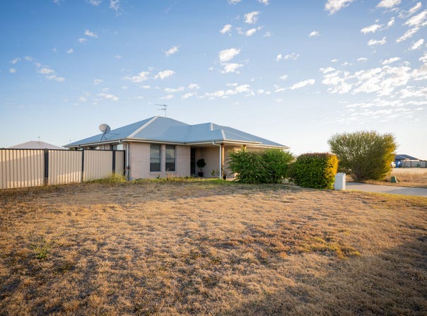 38 Everingham Avenue, Roma, Qld 4455