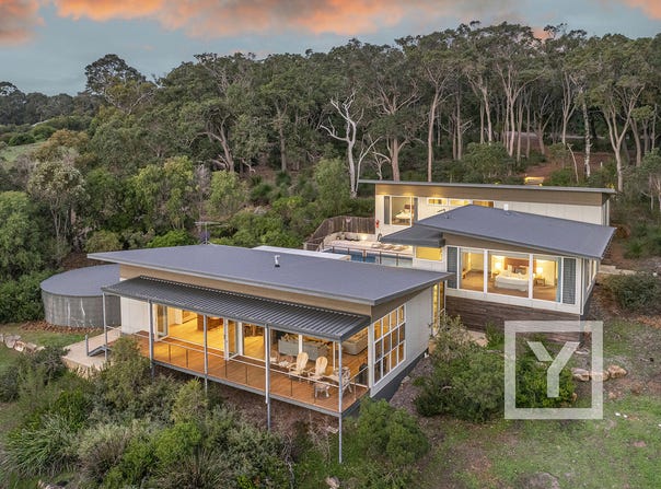 16 Dress Circle, Yallingup, WA 6282