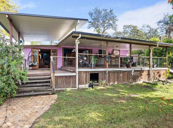 201 W Lindsay Road, Wamuran, Qld 4512