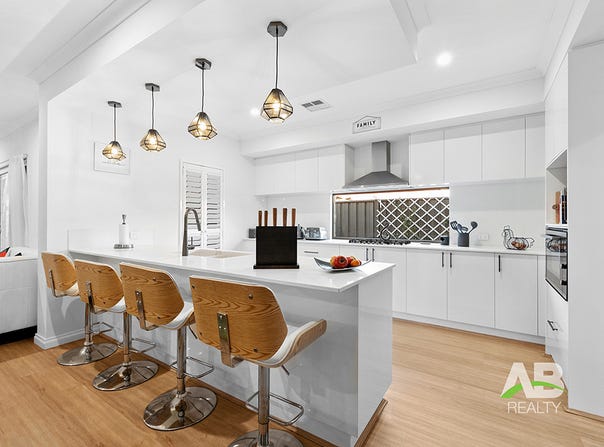 3 Leopard Road, Banksia Grove, WA 6031