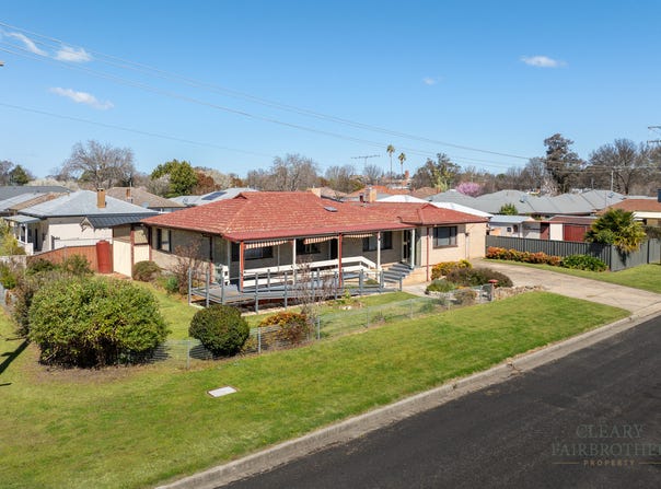 24 Kefford Street, Bathurst, NSW 2795