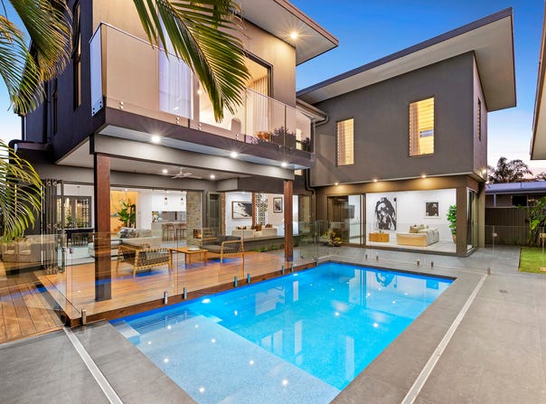 71 Twenty Fifth Avenue, Palm Beach, Qld 4221