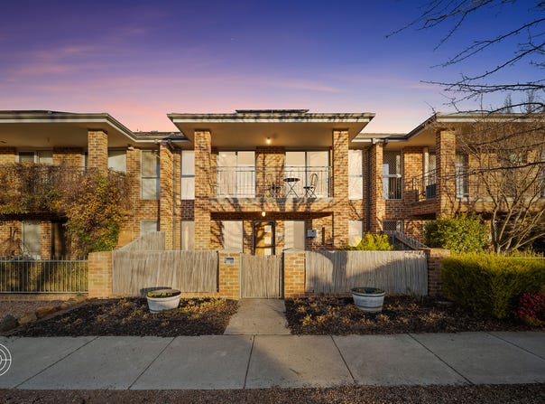 12 Neil Currie Street, Casey, ACT 2913