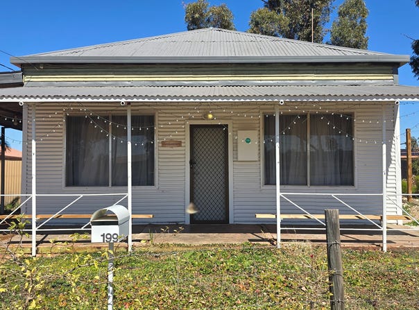 199 Walls Street, Iron Knob, SA 5611
