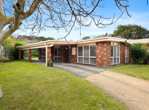10 Tinapher Drive, Rye, Vic 3941