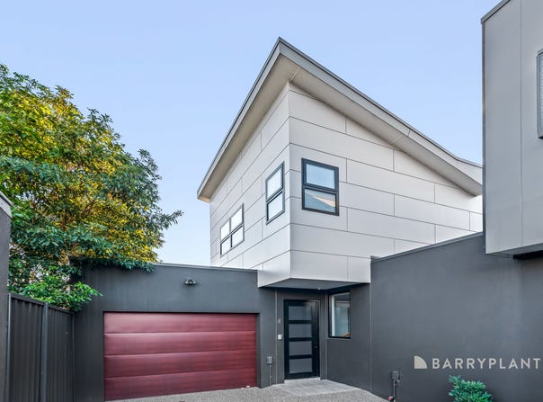 4/5 Willoughby Street, Reservoir, Vic 3073