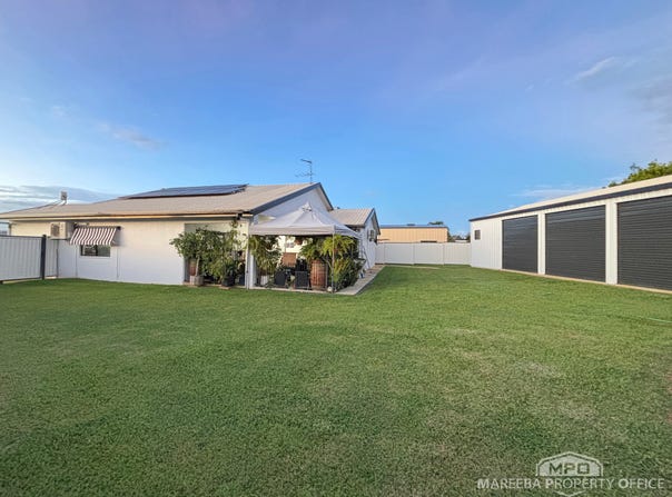 11 Mountain View Close, Mareeba, Qld 4880