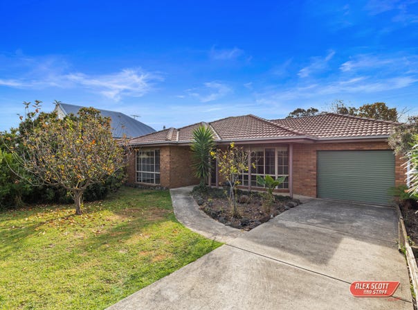 144 Settlement Road, Cowes, Vic 3922