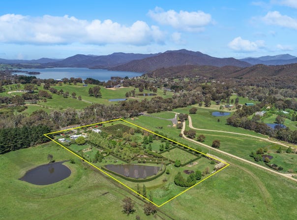678 Piries Goughs Bay Road, Mansfield, Vic 3722
