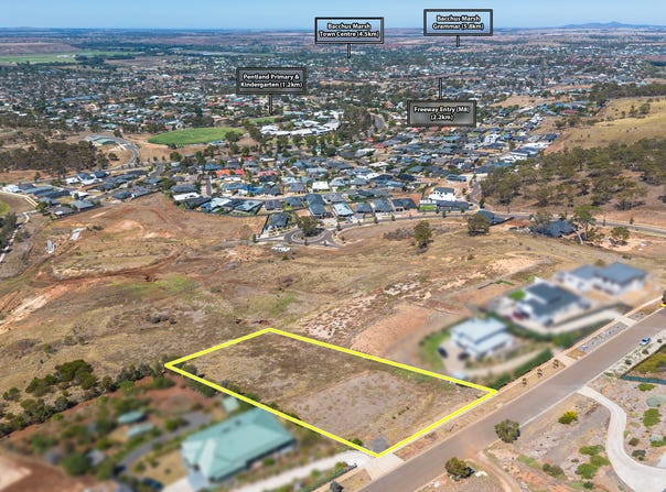 63 Manning Boulevard, Darley, Vic 3340