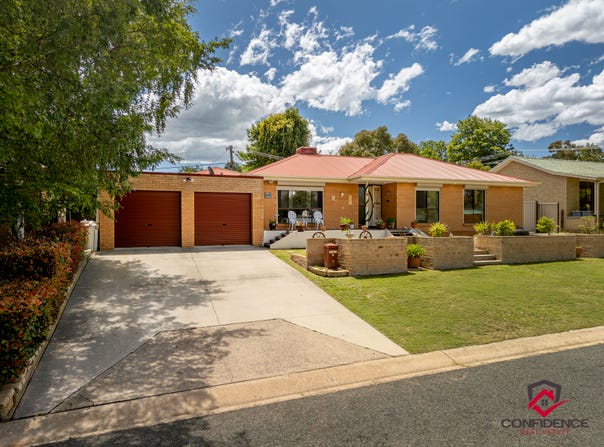 6 Hutcheson Street, Monash, ACT 2904
