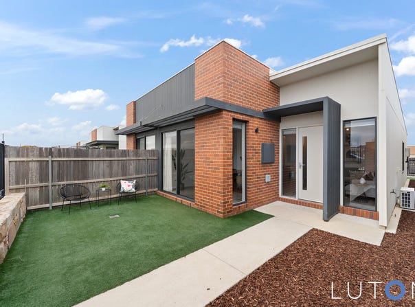 27 Woodward Loop, Taylor, ACT 2913