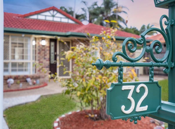 32 Maywood Crescent, Calamvale, Qld 4116