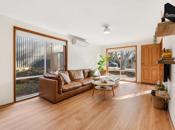 33/130 Lawrence Wackett Crescent, Theodore, ACT 2905