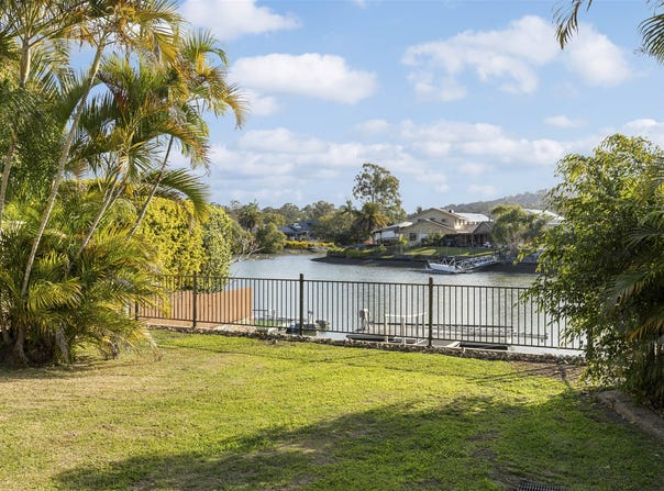 165 Currumbin Creek Road, Currumbin Waters, Qld 4223