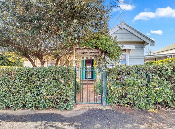 236 Brisbane Street, Dubbo, NSW 2830