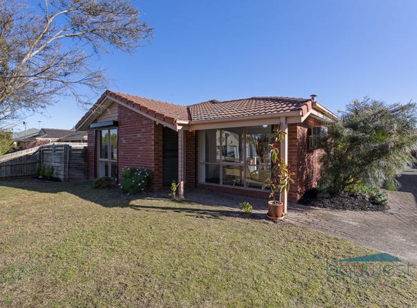 4/102 Salmon Street, Hastings, Vic 3915
