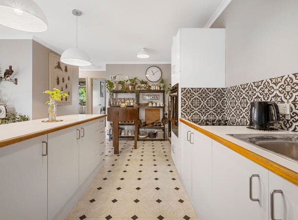 2/64 Hanlon Street, Tanah Merah, Qld 4128