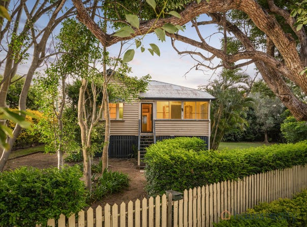 7 Kew Road, Graceville, Qld 4075