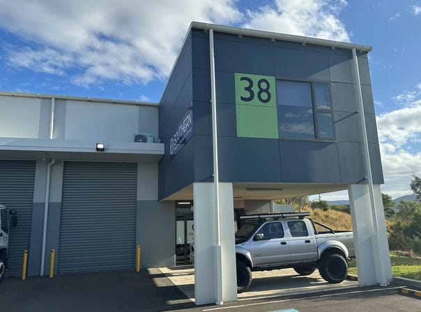 38/10 Sylvester Avenue, Unanderra, NSW 2526
