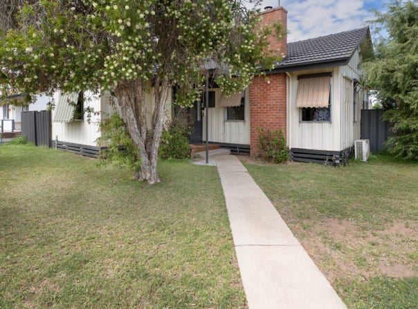 37 Thurla Street, Swan Hill, Vic 3585