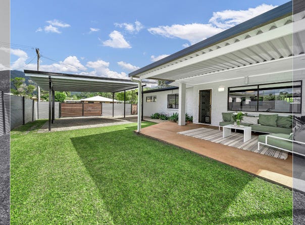 14 Stirling Street, Whitfield, Qld 4870