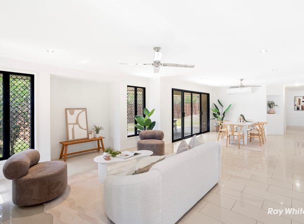 1 Downs Field Place, Taroomball, Qld 4703