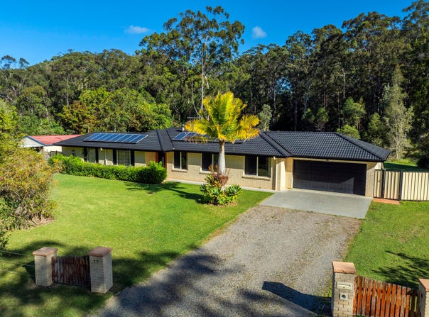 17 Lyndhurst Close, Moonee Beach, NSW 2450