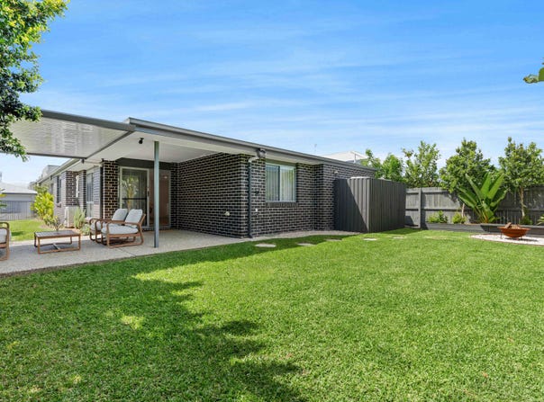 25 Burnet Circuit, Baringa, Qld 4551