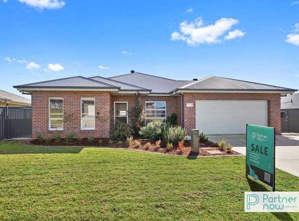 51 Currawong Drive, Tamworth, NSW 2340