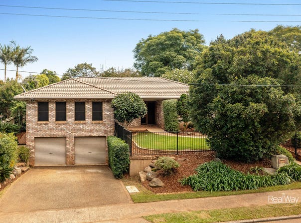 271 Mackenzie Street, Centenary Heights, Qld 4350