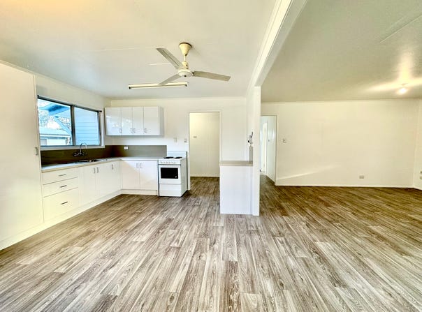 23 BURKE Drive, Moranbah, Qld 4744