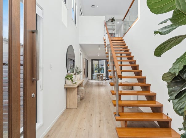 7 Windsor Drive, Upper Kedron, Qld 4055