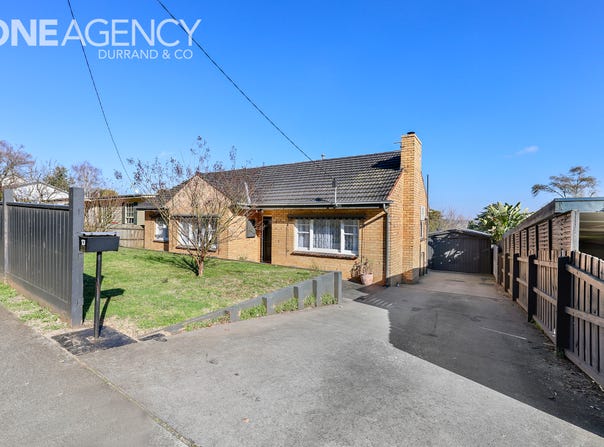 13 Railway Avenue, Drouin, Vic 3818