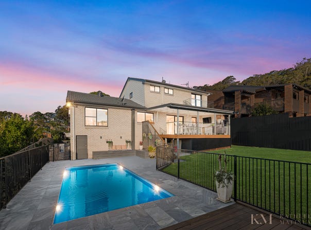 4 Drayton Close, Eleebana, NSW 2282
