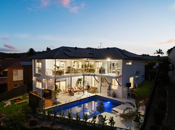 11 Outrigger Drive, Robina, Qld 4226