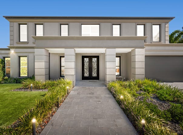 16 Earlwood Drive, Wheelers Hill, Vic 3150