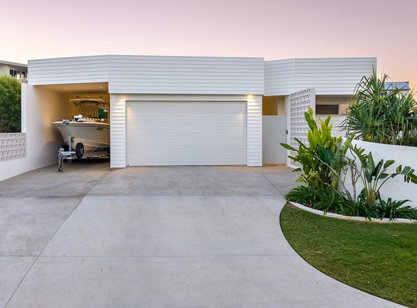 19 Marine Parade, Agnes Water, Qld 4677