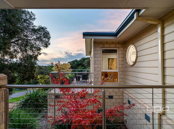 23 Sherwood Forest Drive, Rye, Vic 3941