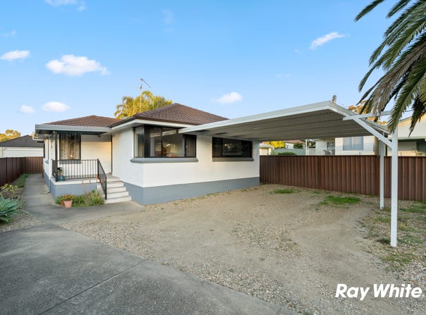 4 Hambledon Road, Quakers Hill, NSW 2763