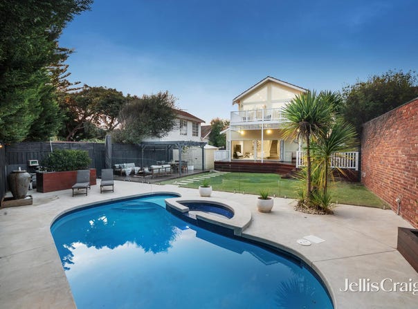 10 Holyrood Street, Hampton, Vic 3188